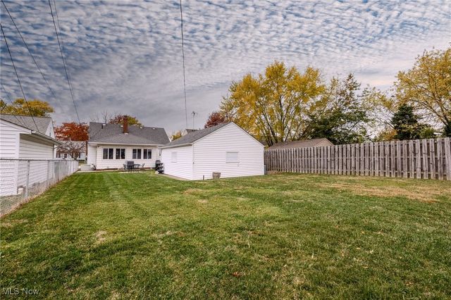 335 Blissfield Drive, Willowick, OH 44095