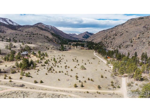 229 Rustic Rd, Bellvue, CO 80512