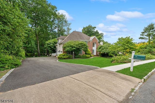 38 Canterbury Rd, Denville Twp., NJ 07834