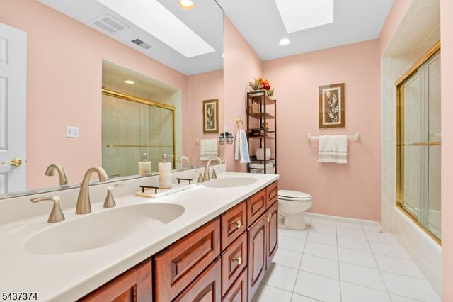38 Canterbury Rd, Denville Twp., NJ 07834