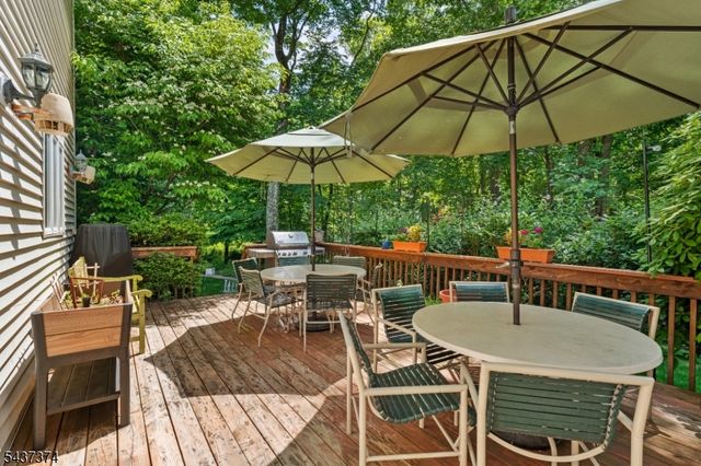 38 Canterbury Rd, Denville Twp., NJ 07834