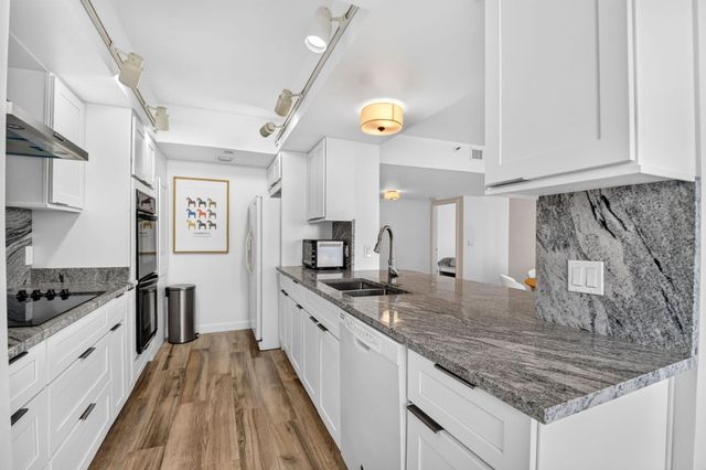 4000 N Ocean Drive 703, Singer Island, FL 33404