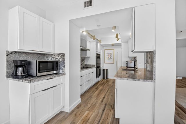 4000 N Ocean Drive 703, Singer Island, FL 33404