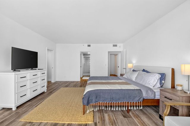 4000 N Ocean Drive 703, Singer Island, FL 33404