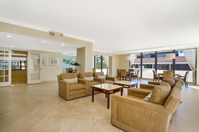 4000 N Ocean Drive 703, Singer Island, FL 33404