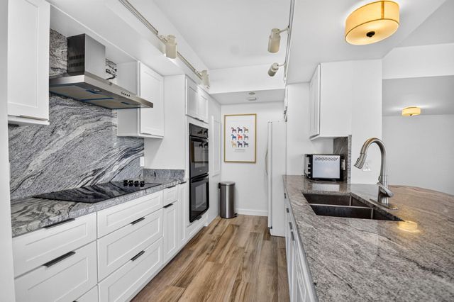 4000 N Ocean Drive 703, Singer Island, FL 33404