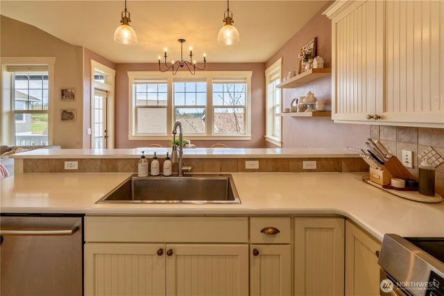 71 Craftsman Court, Sequim, WA 98382