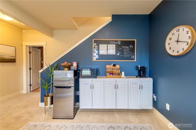 71 Craftsman Court, Sequim, WA 98382