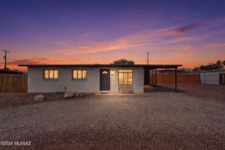 6417 E Calle Herculo, Tucson, AZ 85710