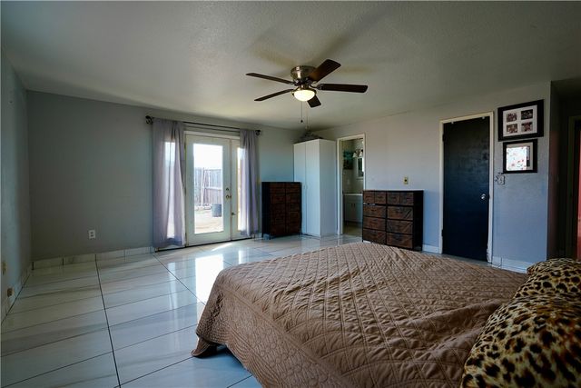 15564 N Garnet Drive, Dolan Springs, AZ 86441