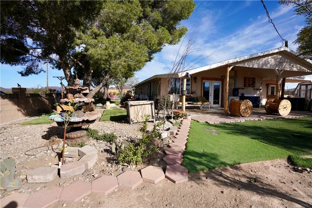 15564 N Garnet Drive, Dolan Springs, AZ 86441