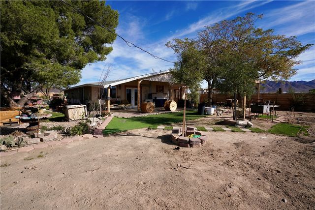 15564 N Garnet Drive, Dolan Springs, AZ 86441