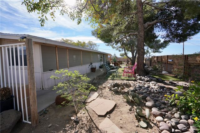 15564 N Garnet Drive, Dolan Springs, AZ 86441