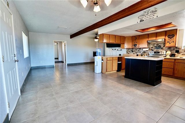 15564 N Garnet Drive, Dolan Springs, AZ 86441