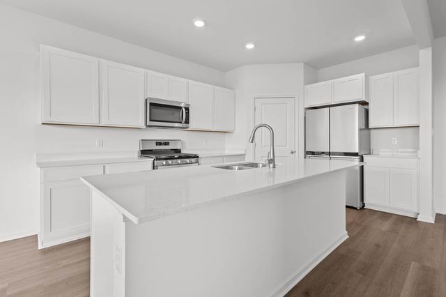 26113 S castle Boulevard, Manhattan, IL 60442