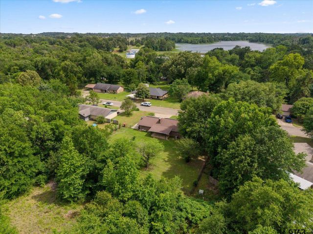 524 Park Lane, Mt Vernon, TX 75457