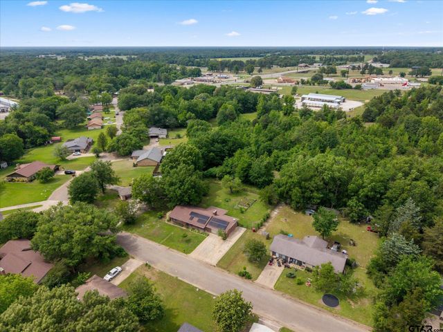 524 Park Lane, Mt Vernon, TX 75457