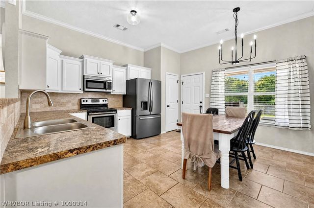 2305 Regency Lane, Barling, AR 72923