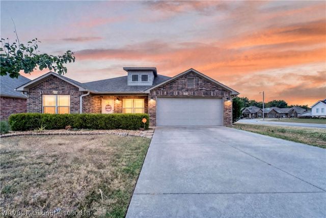 2305 Regency Lane, Barling, AR 72923