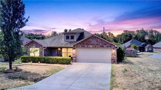 2305 Regency Lane, Barling, AR 72923