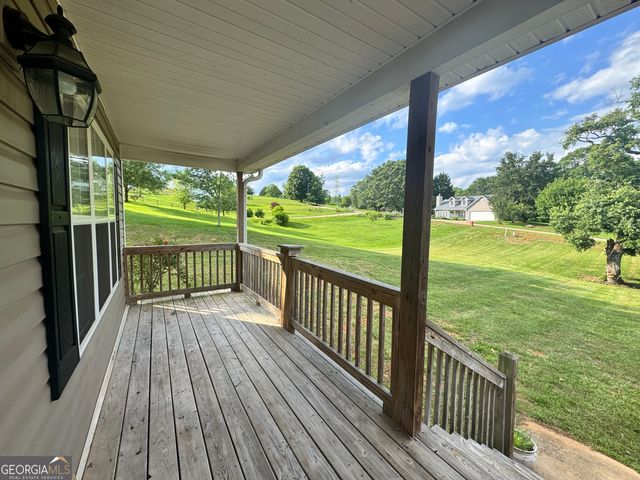 198 Windfield Ridge Drive, Mount Airy, GA 30563