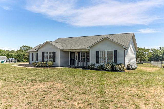 1105 Robbs School Road, Gaffney, SC 29341