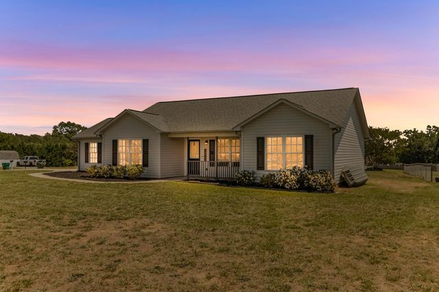 1105 Robbs School Road, Gaffney, SC 29341