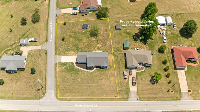 1105 Robbs School Road, Gaffney, SC 29341