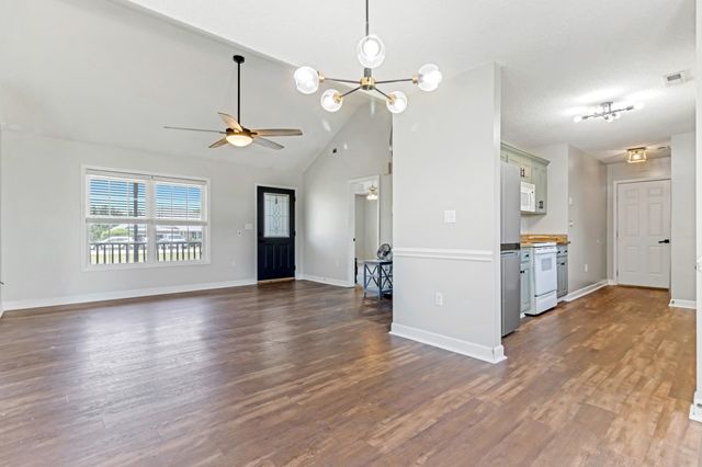 1105 Robbs School Road, Gaffney, SC 29341