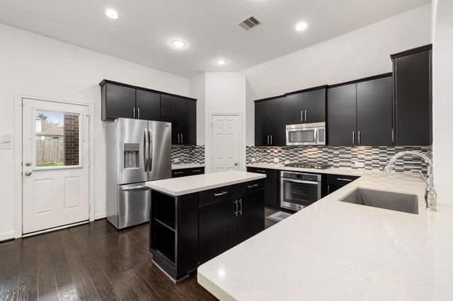 10507 Angeline Springs Lane, Cypress, TX 77433