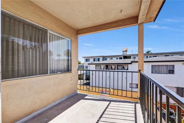 114 N Eucalyptus Avenue 7, Inglewood, CA 90301