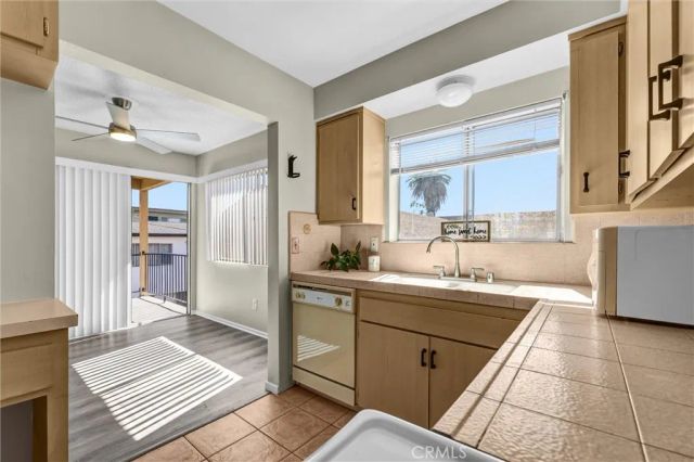 114 N Eucalyptus Avenue 7, Inglewood, CA 90301