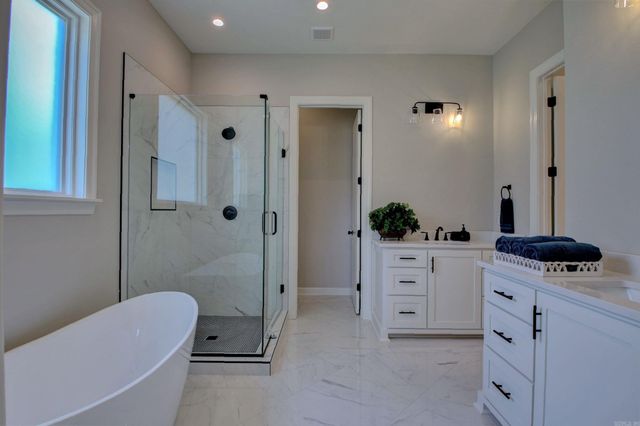 100 Mergeron Court, Little Rock, AR 72212