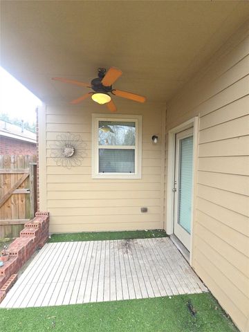 2923 Kainer Meadows Lane, Houston, TX 77047