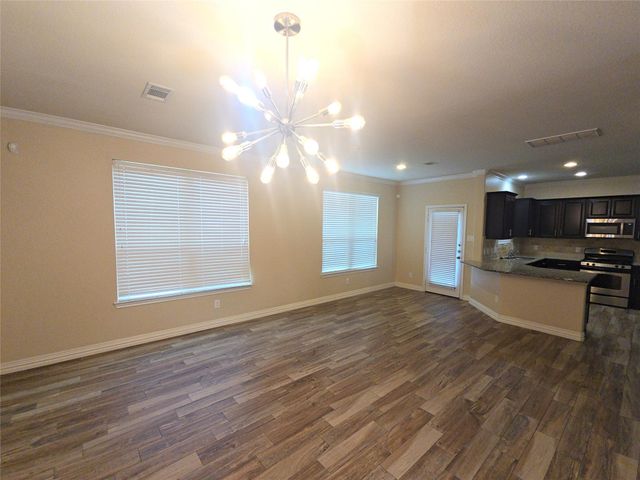 2923 Kainer Meadows Lane, Houston, TX 77047