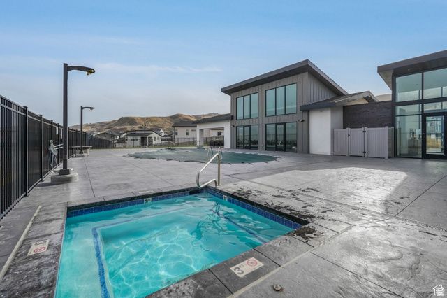 4859 W LOWER BEND DR, Herriman, UT 84096