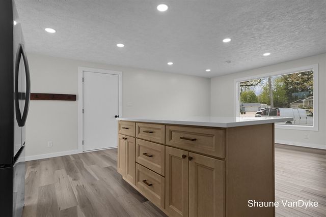 4566 Lantern Court, Comstock Park, MI 49321