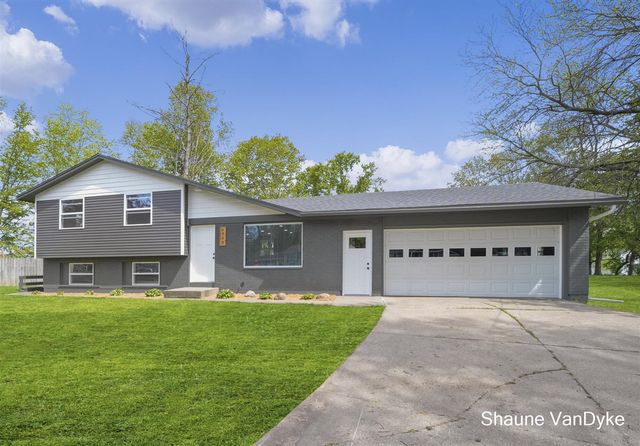 4566 Lantern Court, Comstock Park, MI 49321