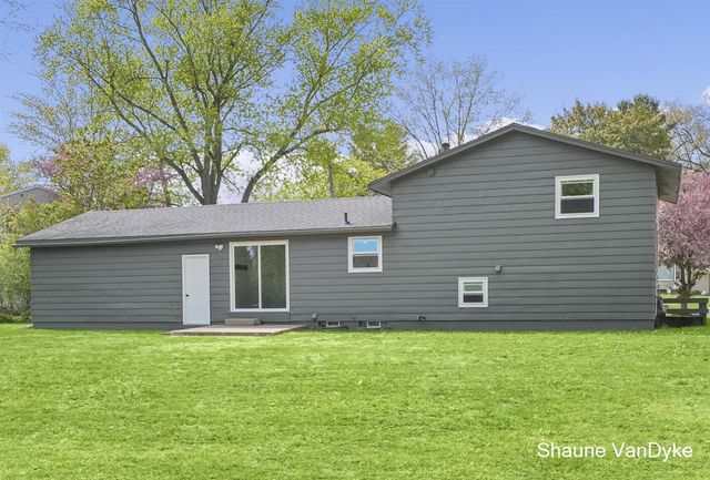 4566 Lantern Court, Comstock Park, MI 49321