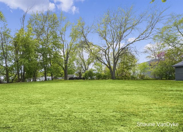 4566 Lantern Court, Comstock Park, MI 49321