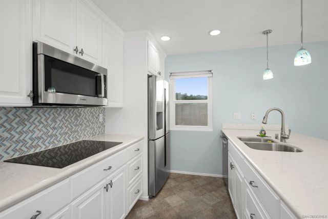 12679 Ridgeton, Lakeside, CA 92040