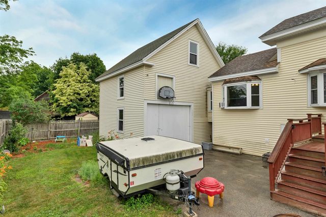 36 Central Street, Farmington, NH 03835