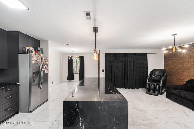 8880 OLD KINGS Road S 120, Jacksonville, FL 32257