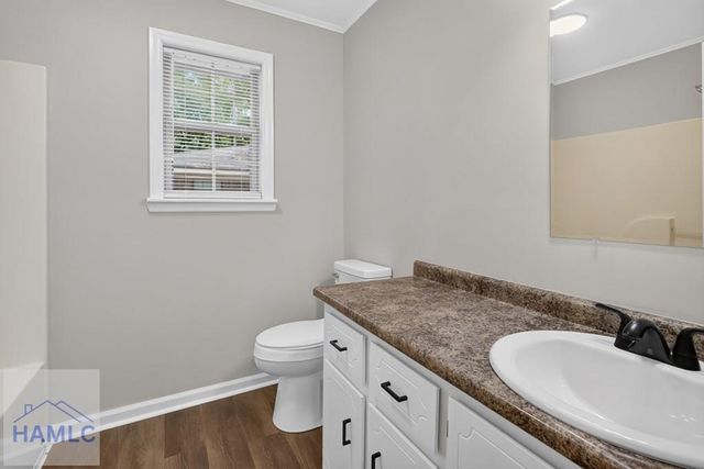 822 Lakeview Court, Hinesville, GA 31313