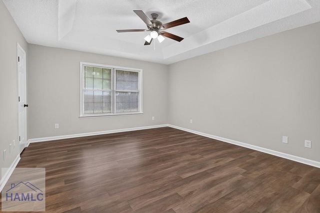 822 Lakeview Court, Hinesville, GA 31313