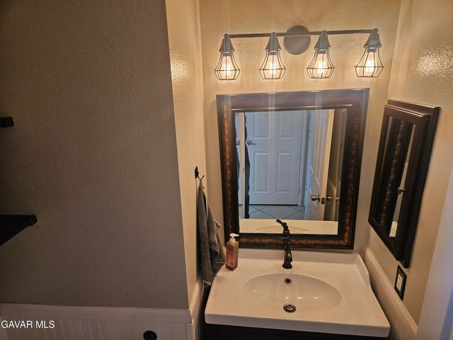 2617 Redington Street, Palmdale, CA 93551