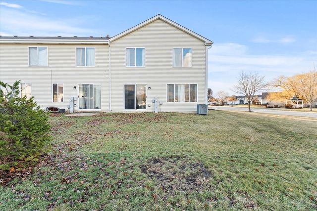500 Prairie View Drive, Minooka, IL 60447