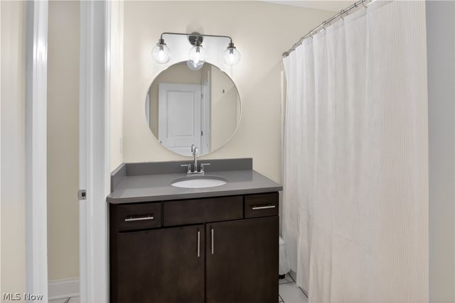 1363 Slate Court, Cleveland Heights, OH 44118