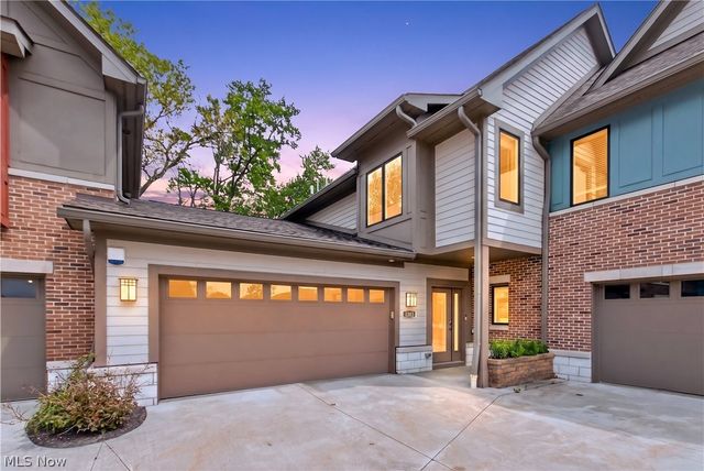 1363 Slate Court, Cleveland Heights, OH 44118