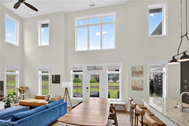 1363 Slate Court, Cleveland Heights, OH 44118